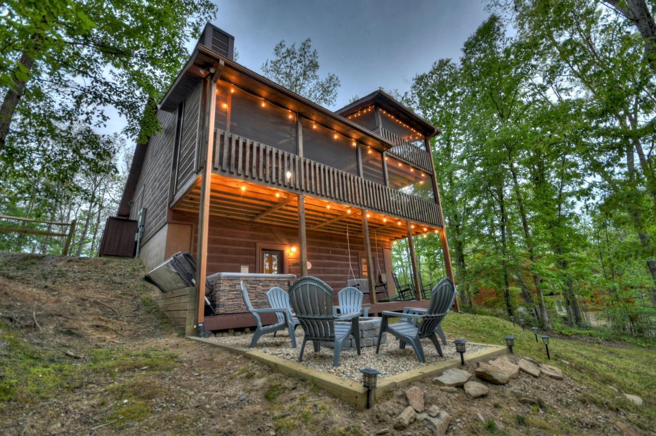 Escape & Enjoy! Haven With Game & Hot Tub Blue Ridge