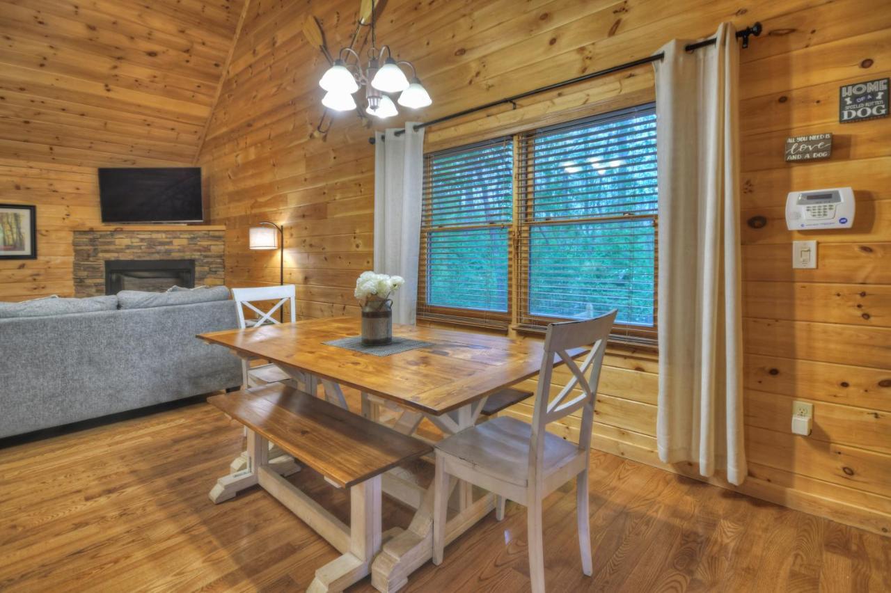 Escape & Enjoy! Haven With Game & Hot Tub Hébergement de vacances *